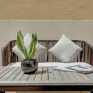 Apartment Colosseo Gardens - My Extra